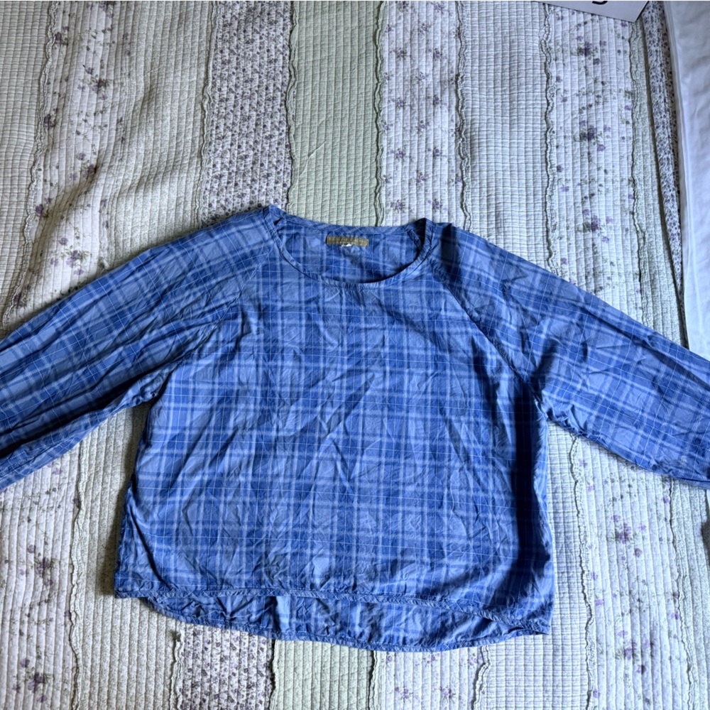 Pipsqueak Chapeau Blue Plaid Top. Size Small